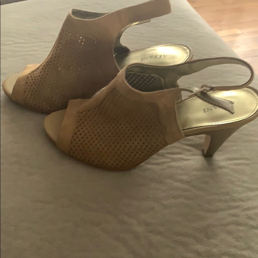 Alfani Peep Toe sandals